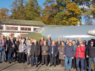 Gemeinsam mit der Leitung der Feuerwehr besichtigten die Mitglieder der Ehrenabteilung und ihre Frauen am Samstag, dem 29.10.2016, das Royal Air Force Museum Laarbruch-Weeze e. V.