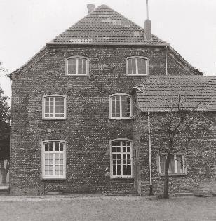 Old Senior Forest Warden’s House, view from the north, 1970’s.