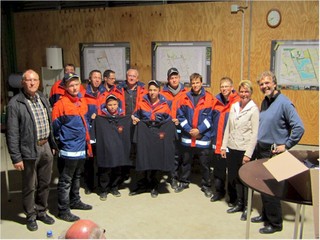 Freiwillige Feuerwehr Weeze besucht das neue Kieswerk Knappheide