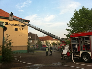 Die Freiwillige Feuerwehr Weeze bei der Übungseinheit am Böckenhoff-Gebäude