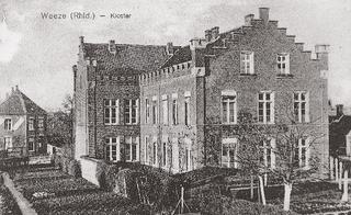 De Theresien-Stift die in de volksmond ook wel ‘klooster’ werd genoemd, ansichtkaart omstreeks 1900.