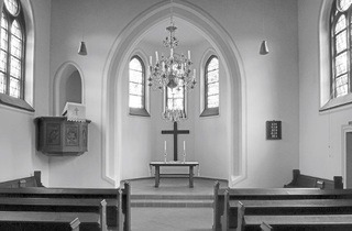 Evangelische kerk, blik op de altaren, 2014.
