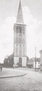 Markt und Kirche, Postkartenansicht um 1910.