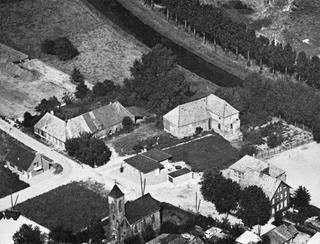 Haus Eyll-Heekeren, luchtfoto vanuit het zuidwesten, 1962.