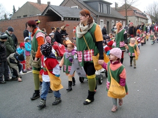 Ein Foto vom Weezer Kinderkarnevalsumzug aus dem Jahr 2012