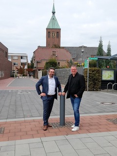 Zu einem Austausch trafen sich Stefan Rouenhoff, MdB und Weezes Bürgermeister Georg Koenen. 
